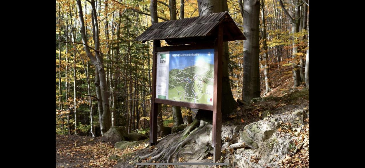 Chatka Pod Lysou Ostravice Kültér fotó